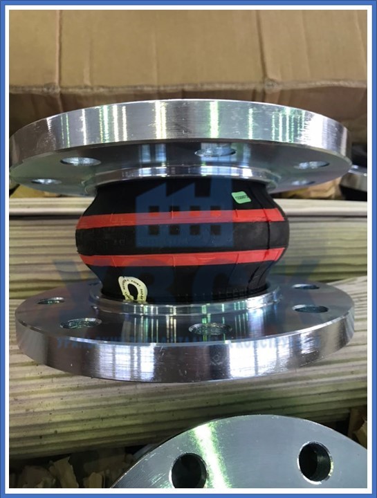 компенсатор резиновый фланцевый в Энгельсе